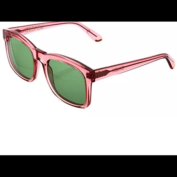 WILDFOX GAUDY ROSEWATER SUNGLASSES & CASE NWT main image 4